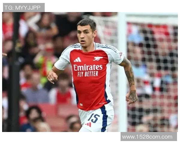 2012年欧冠淘汰赛回顾AC米兰对阵阿森纳的经典对决