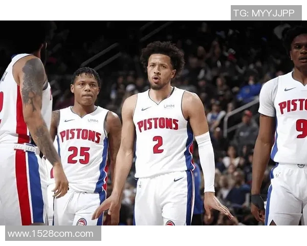 2021年美职篮活塞与魔术精彩对决回顾及赛季分析 2021年美职篮活塞与魔术精彩对决回顾及赛季分析