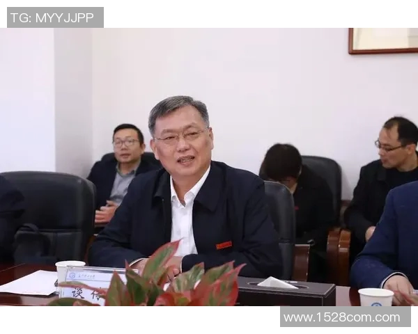 成都排球队心理素质分析与提升策略探讨 成都排球队心理素质分析与提升策略探讨