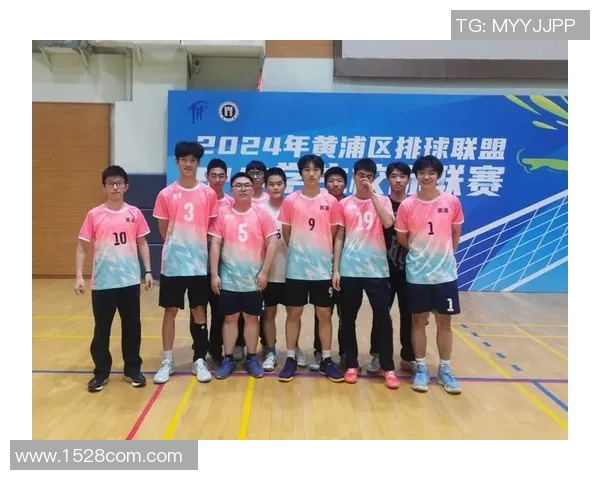 排球魅力无穷：深入了解上海排球队的灵活战术与团队精神