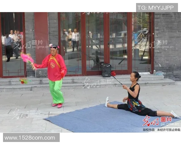 南京滑板队的灵活性探秘：如何在城市街头展现极致技艺与风格