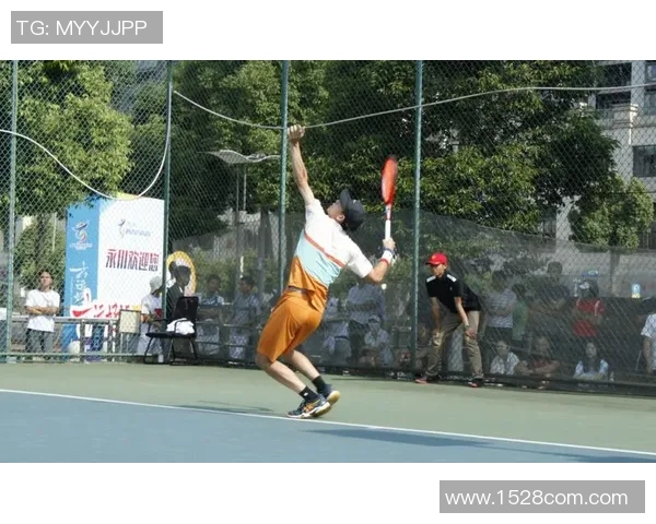 重庆网球队速度之美探秘：从训练到比赛的全景观察与分析