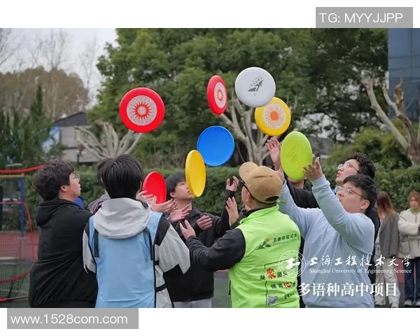 重庆飞盘队与北京飞盘队赛后技术分析与战术复盘探讨