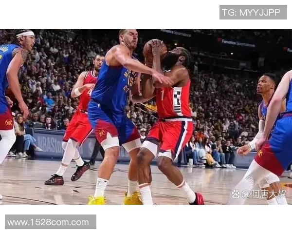 2020年NBA季后赛掘金与爵士第五场激战回顾与精彩瞬间分析 2020年NBA季后赛掘金与爵士第五场激战回顾与精彩瞬间分析